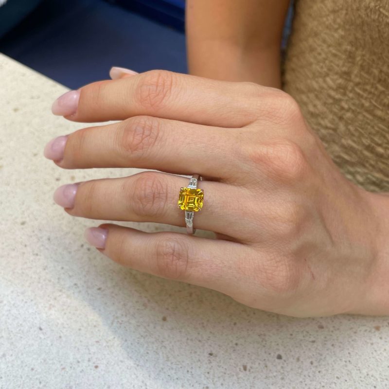 Bague Elahera - Saphir Jaune 3.41 carats