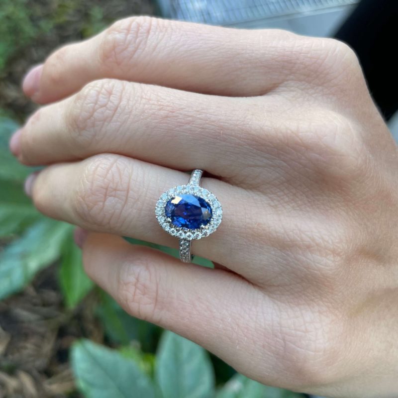 Bague Jaffna - Saphir Vivid Blue 2.20 carats