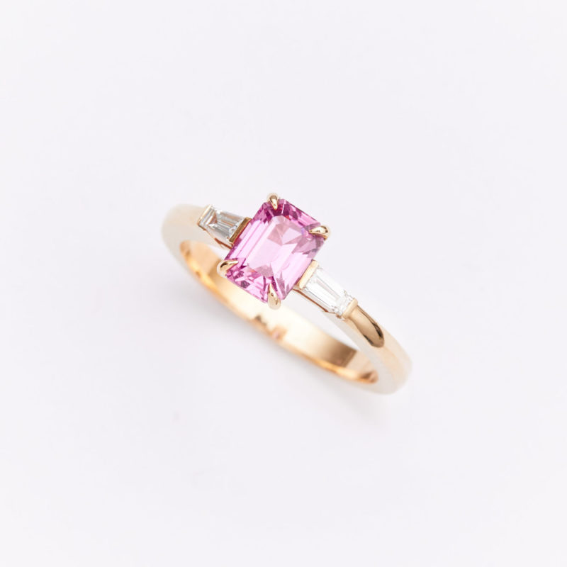 Bague Elahera - Saphir Rose 1.32 carats