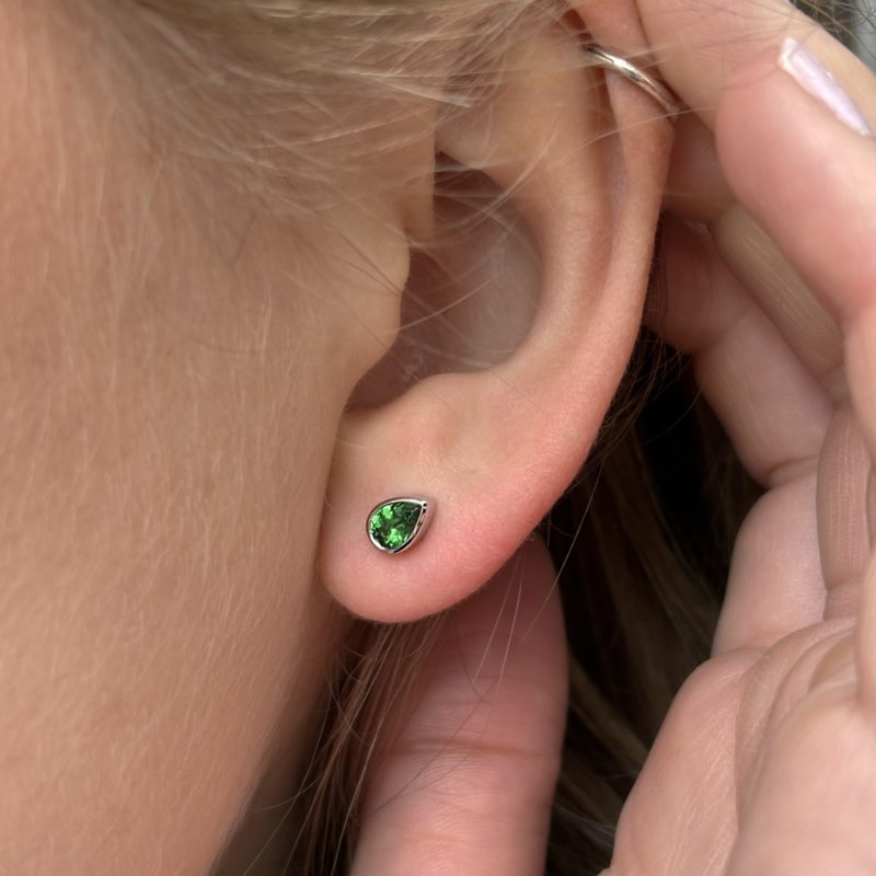 boucle d'oreille Tsavorite