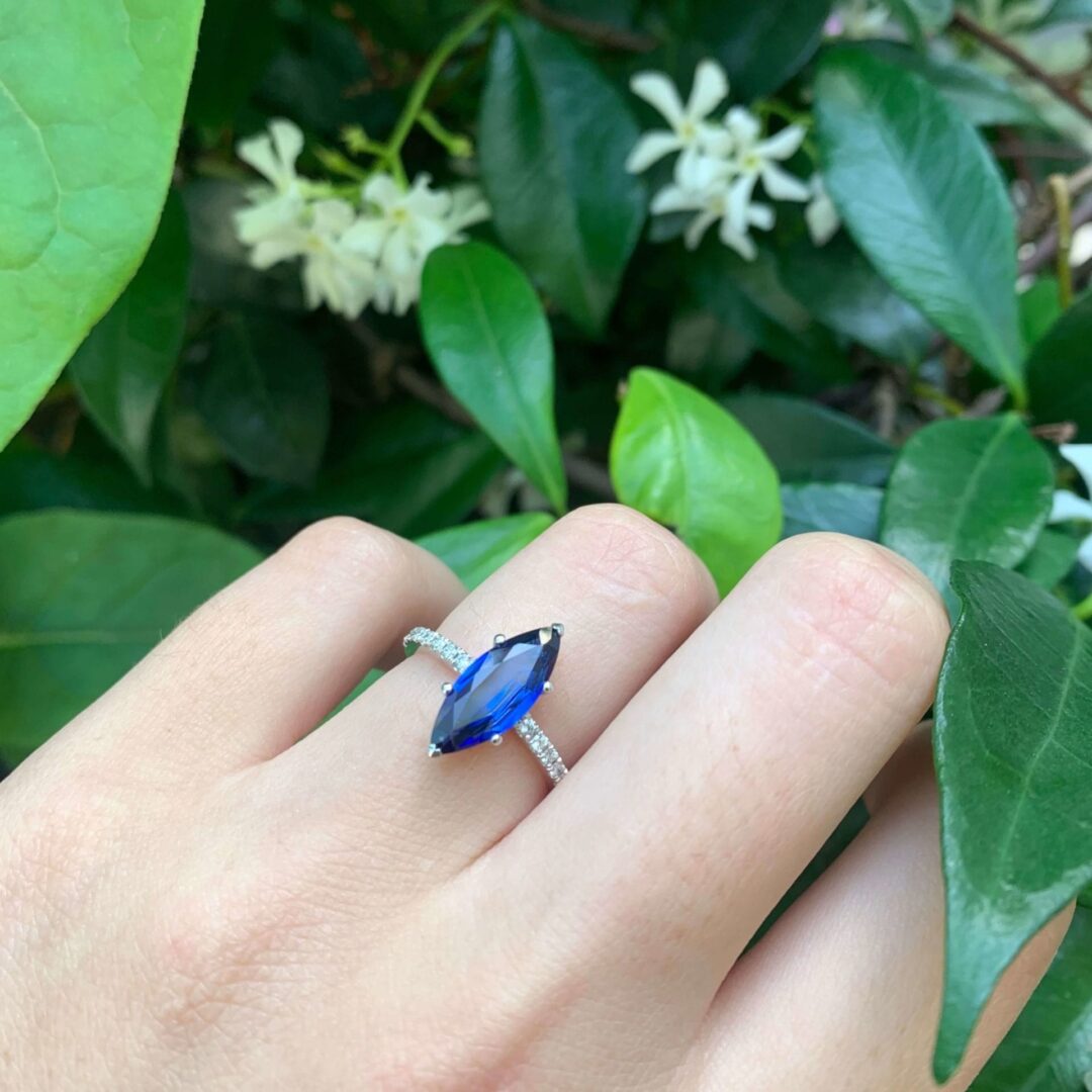 Trinco - Saphir Royal Blue 1.99 carats