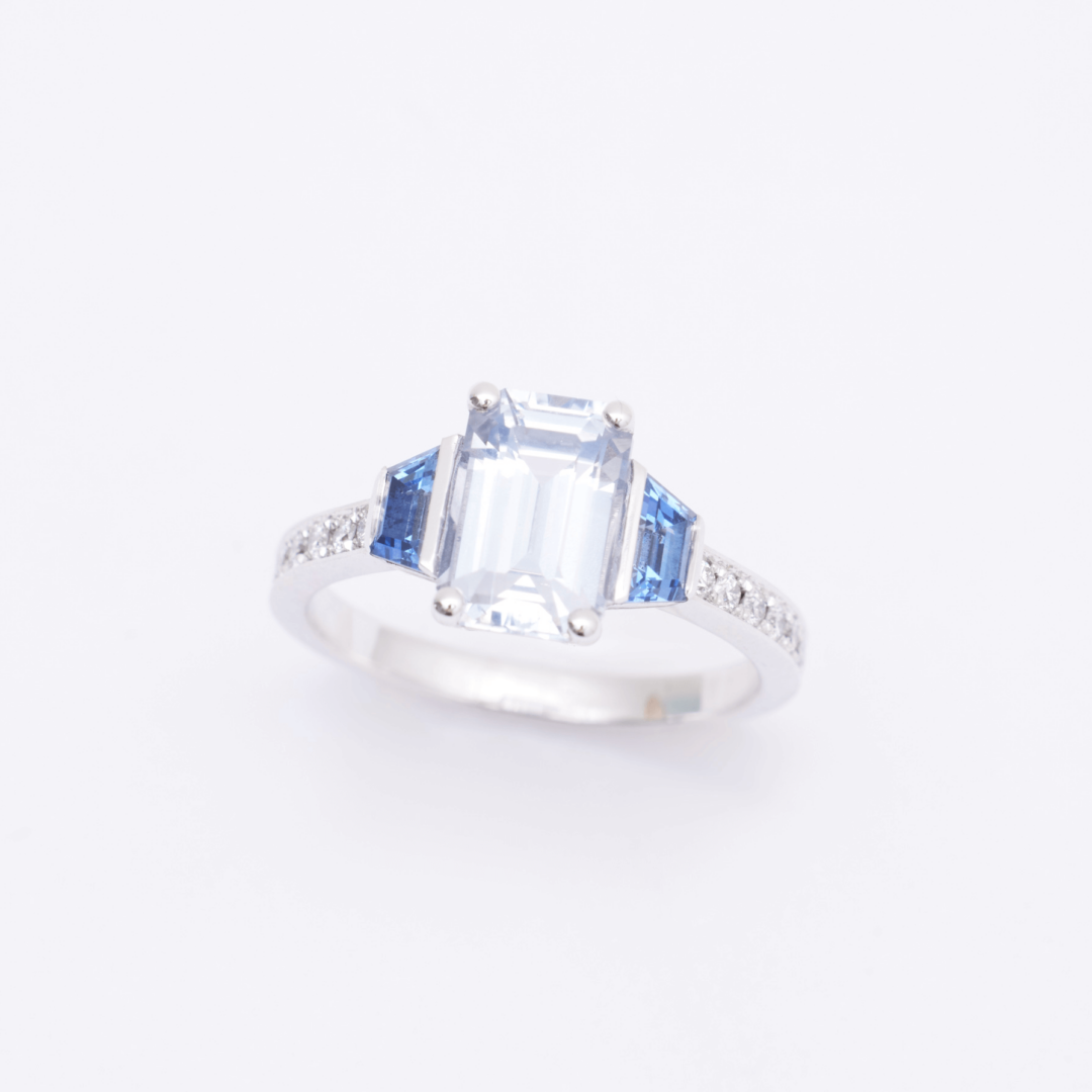 Bague Elahera - Saphir blanc 2.40 carats