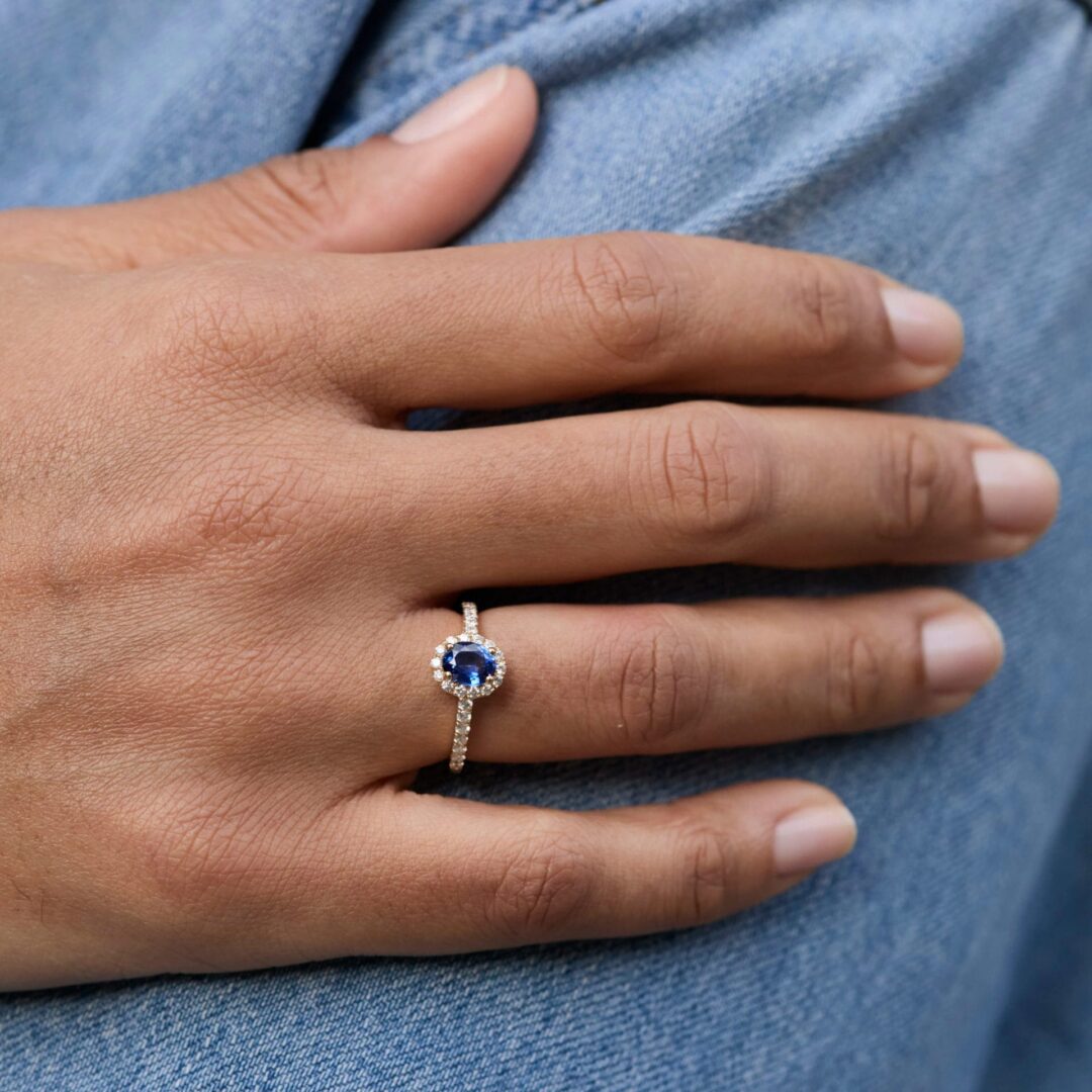 Bague Jaffna - Saphir Vivid Blue 1.04 carats