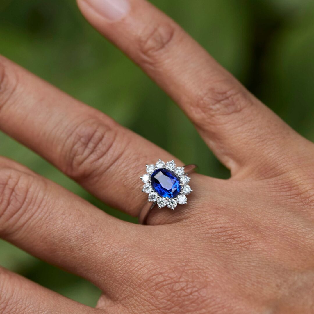 Bague Ella - Saphir Peacock 2.06 carats