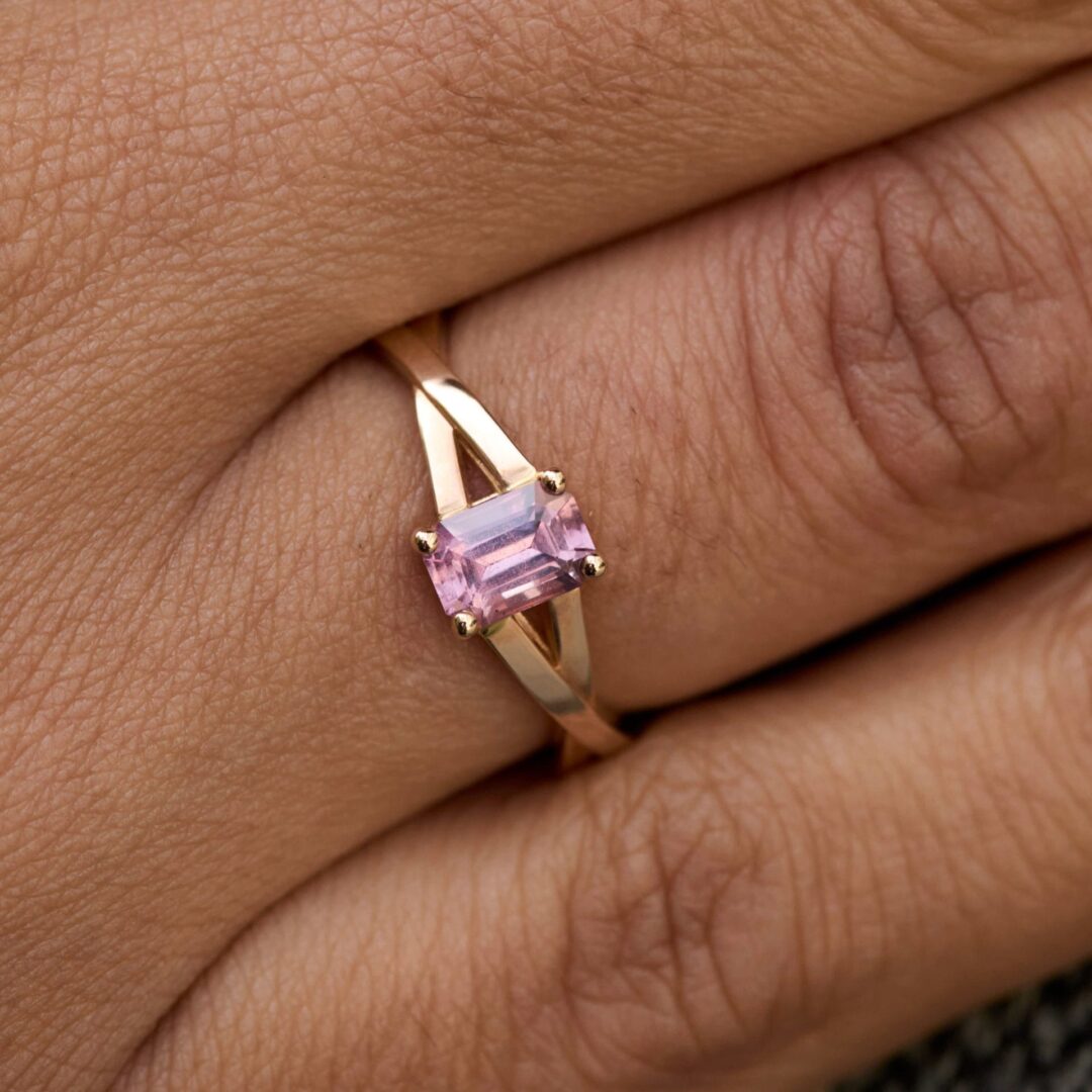 Bague Rosa - Saphir Rose 0.88 carats