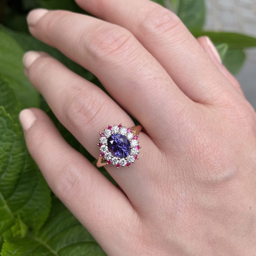 Bague Colombo - Saphir Violet  2.11 carats