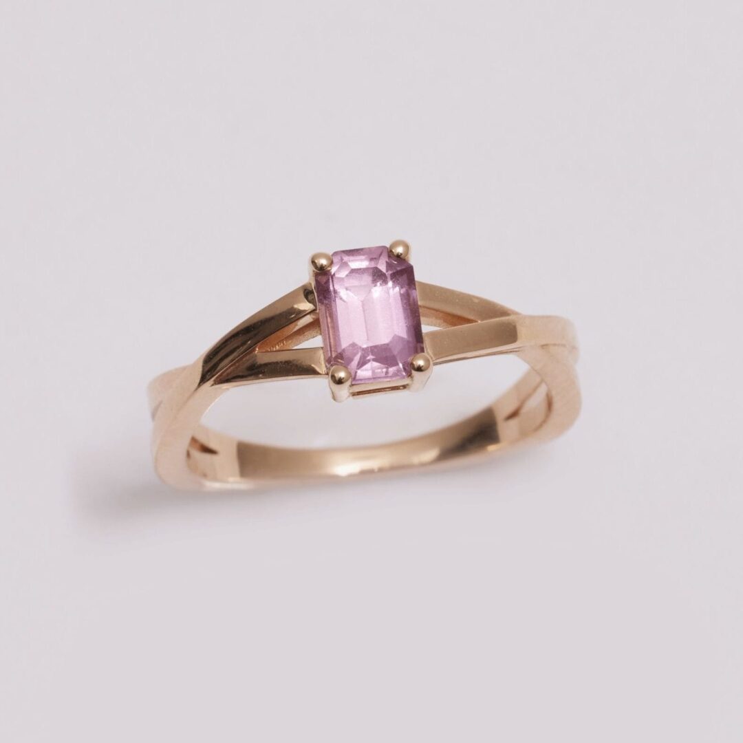 Bague Rosa - Saphir Rose 0.88 carats