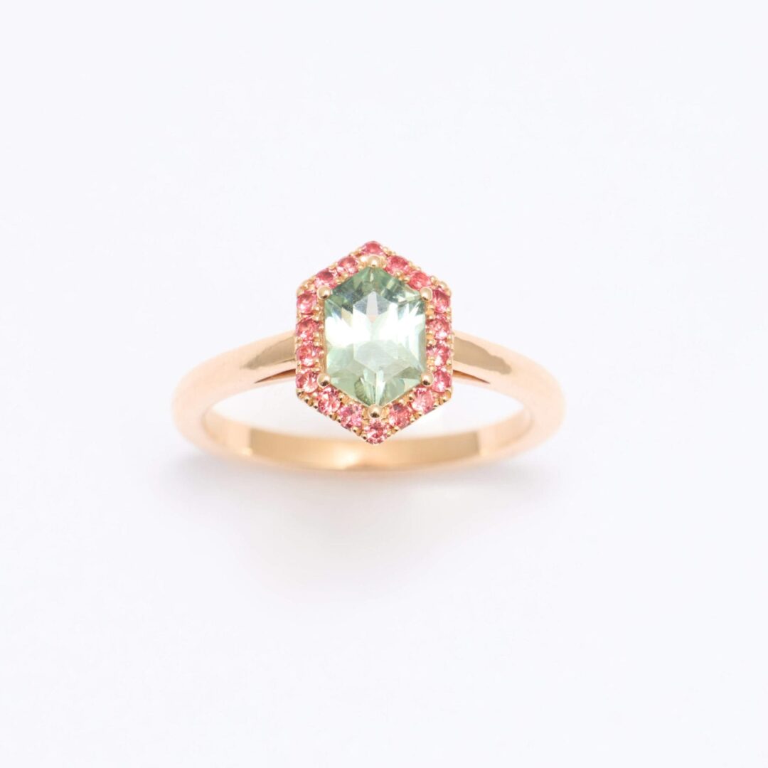 Bague Jaffna - Saphir Vert Amande  0.94 carats