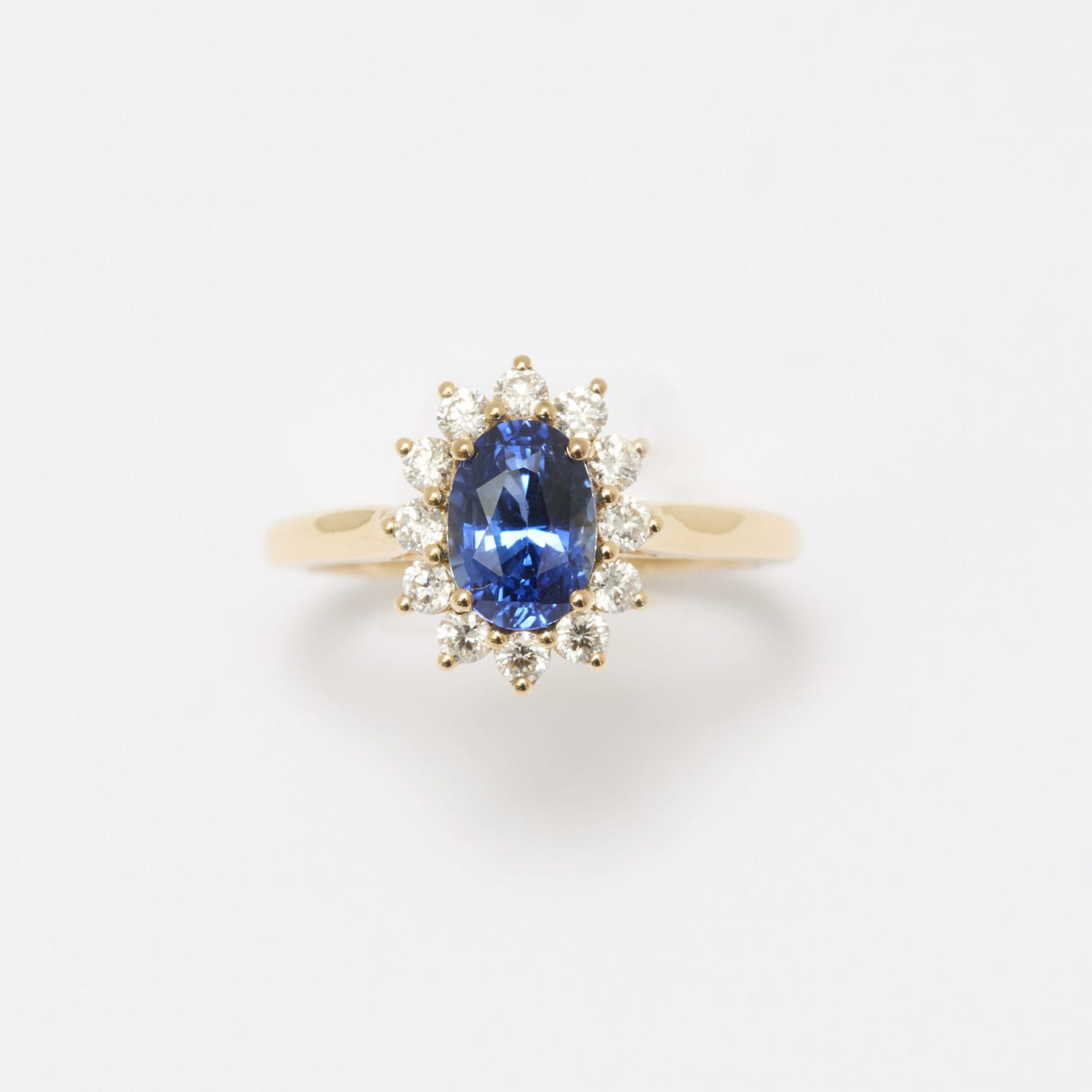 Bague Ella - Saphir Vivid Blue 1.78 carats