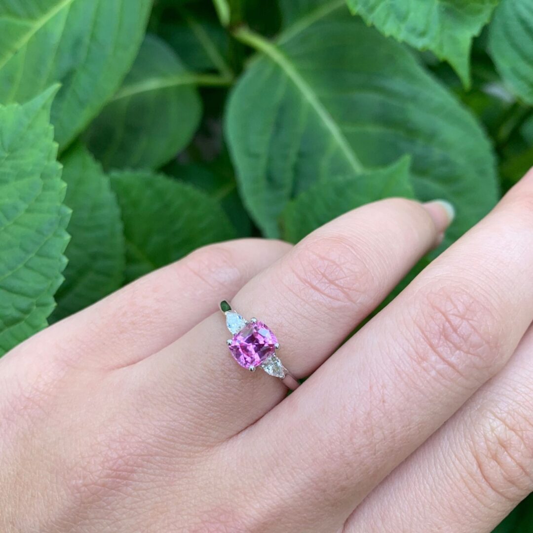 Bague Elahera - Saphir Rose 1.34 carats