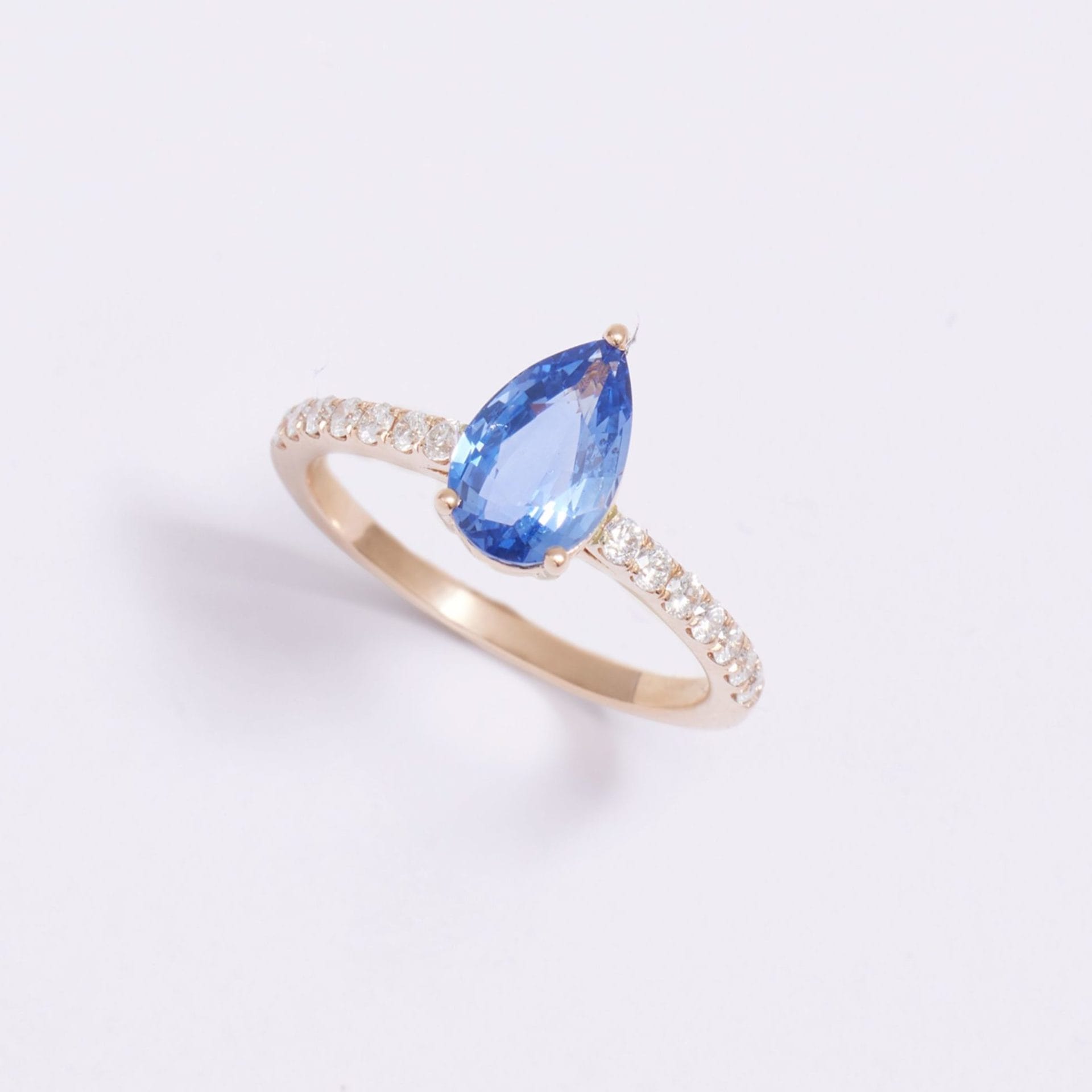 Bague Trinco - Saphir Cornflower 1.68 carats