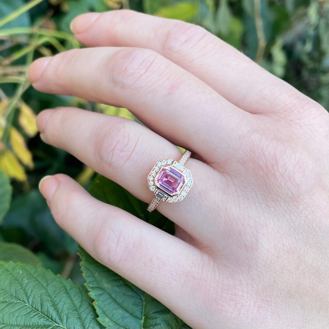 Bague Jaffna Art Déco - Saphir Rose 1.59 carats