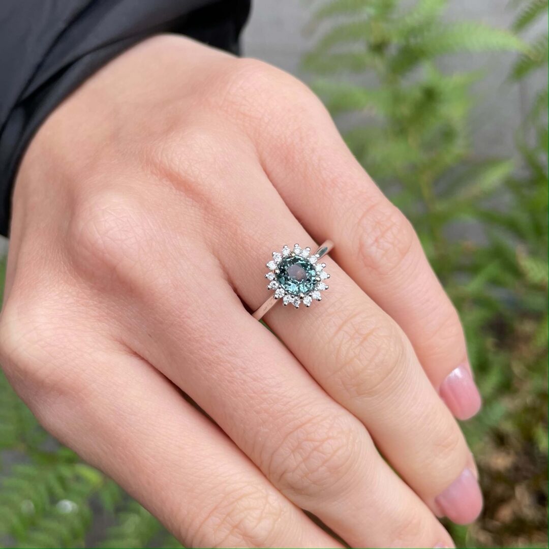 Bague Ella - Saphir Teal 1.11 carats