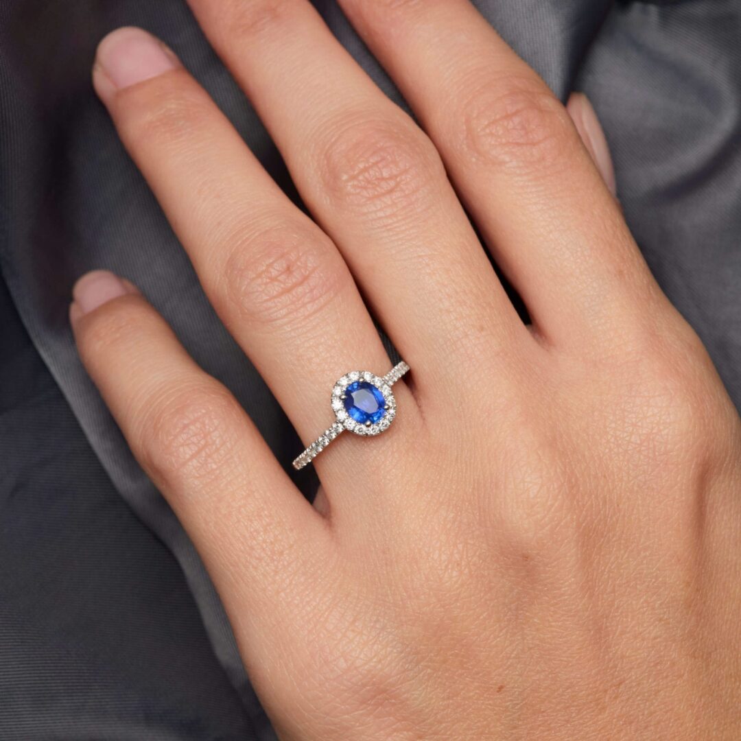 Bague Jaffna - Saphir Vivid Blue 0.80 carats