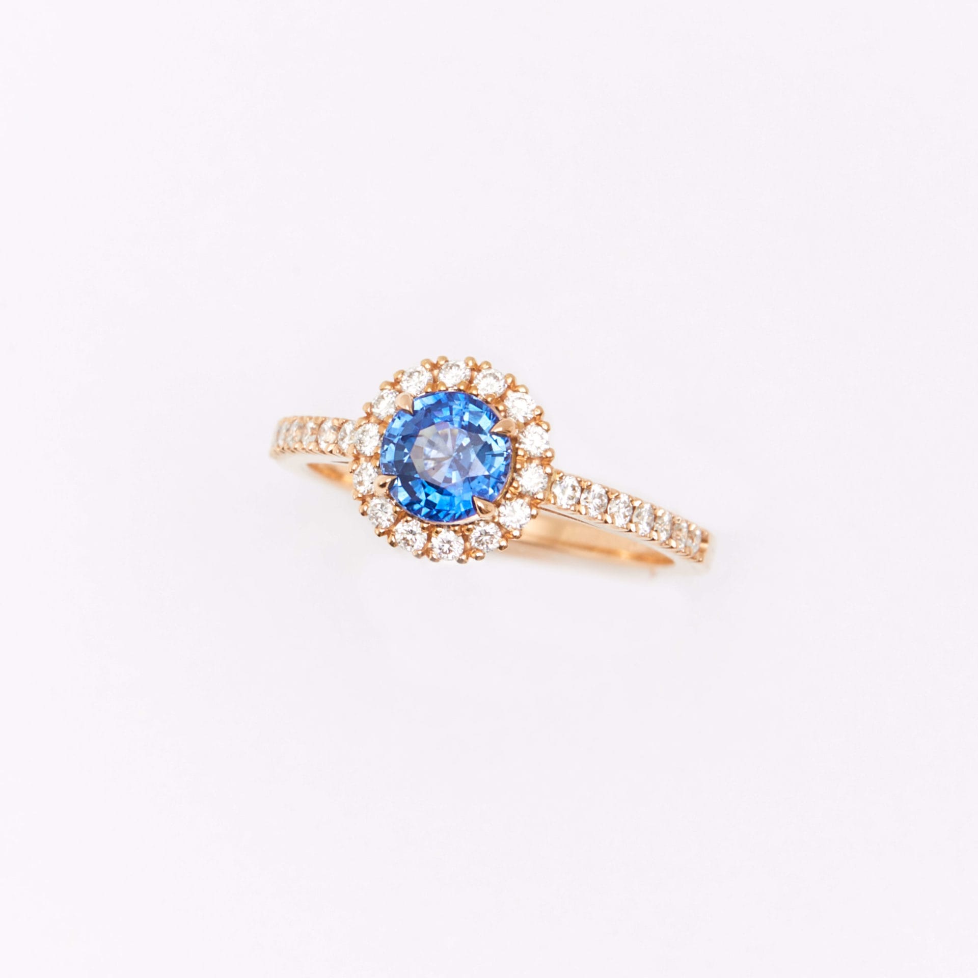 Bague Jaffna - Saphir Vivid Blue 0.93 carats