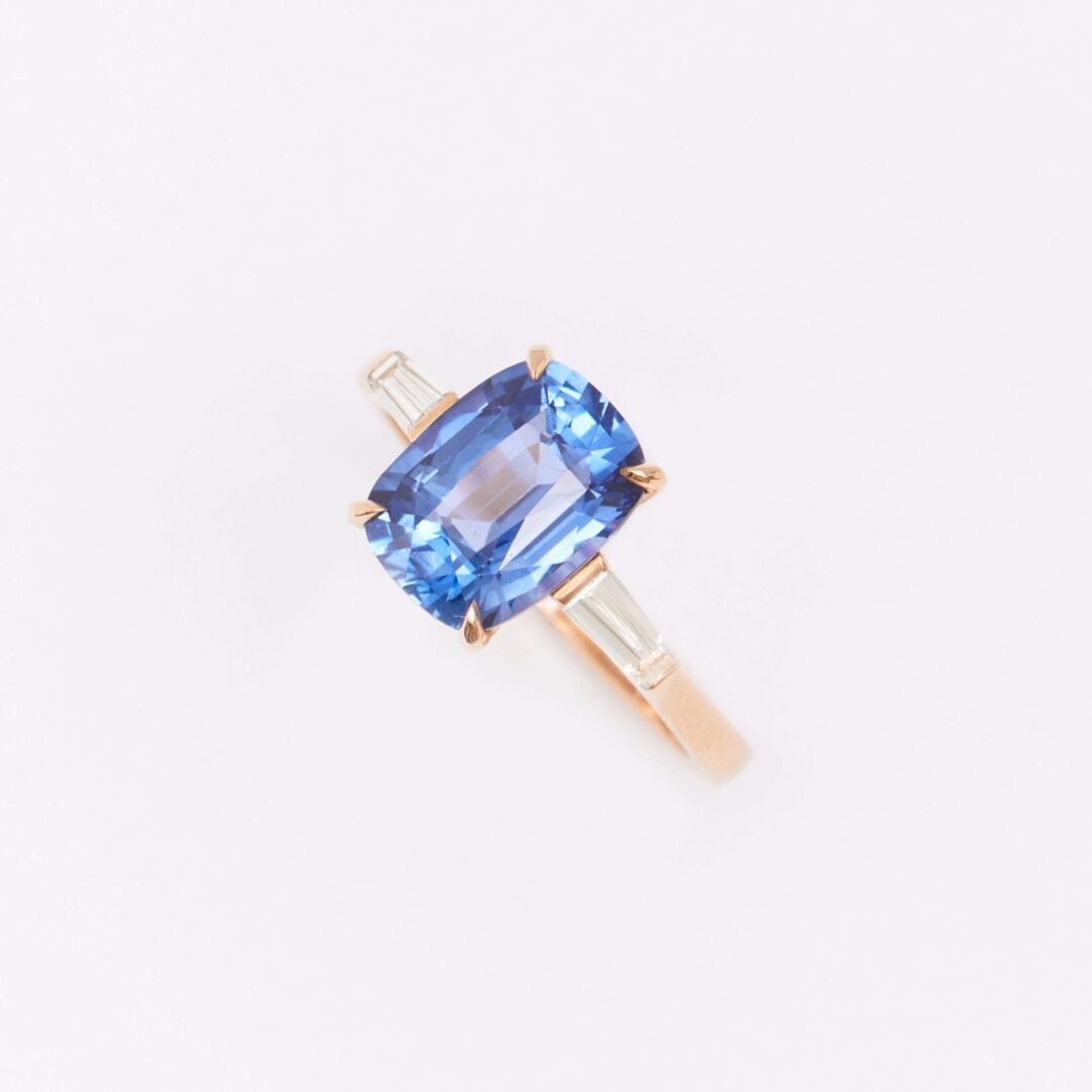 Bague Elahera - Saphir Vivid Blue 3.03 carats