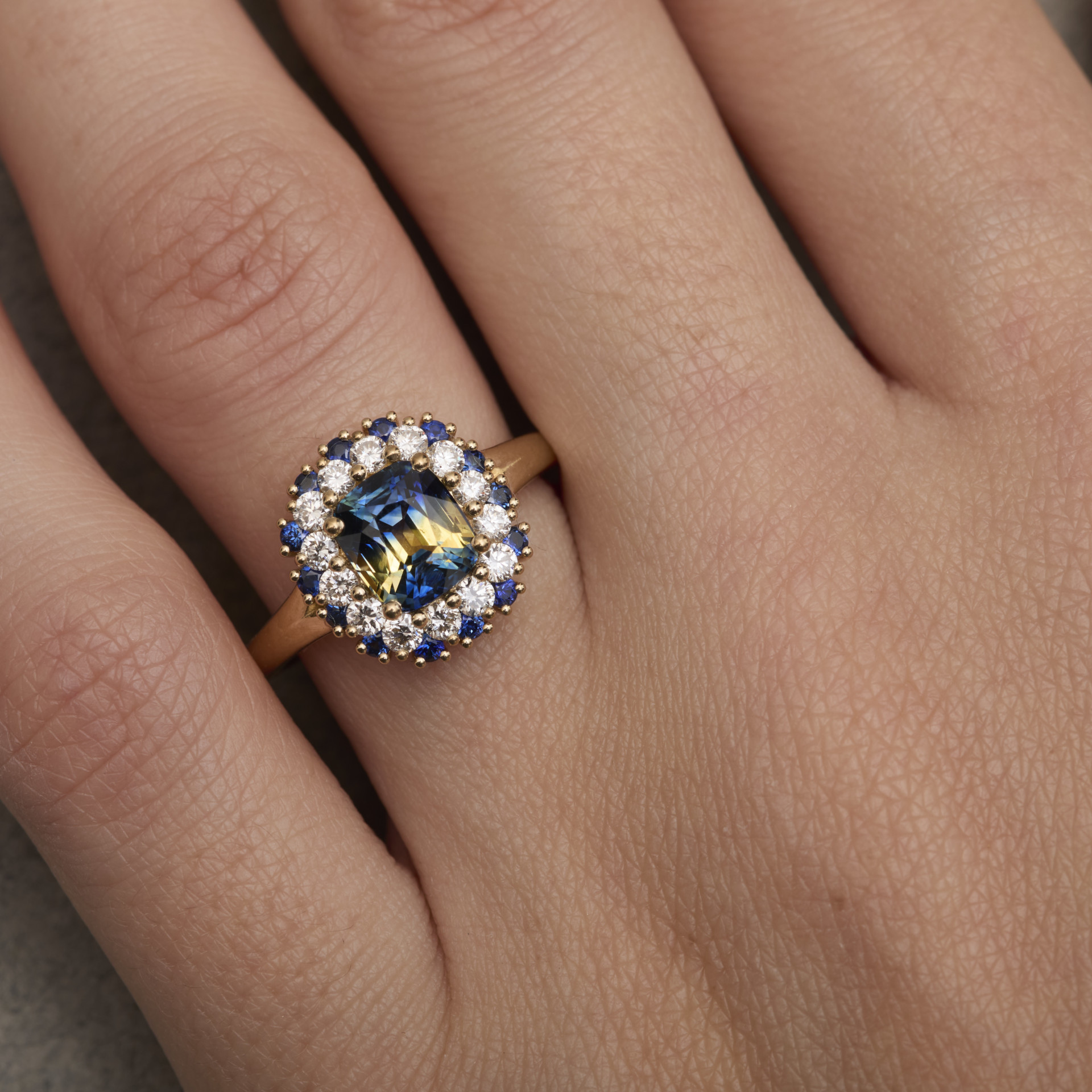 Bague Saphir bleu et jaune