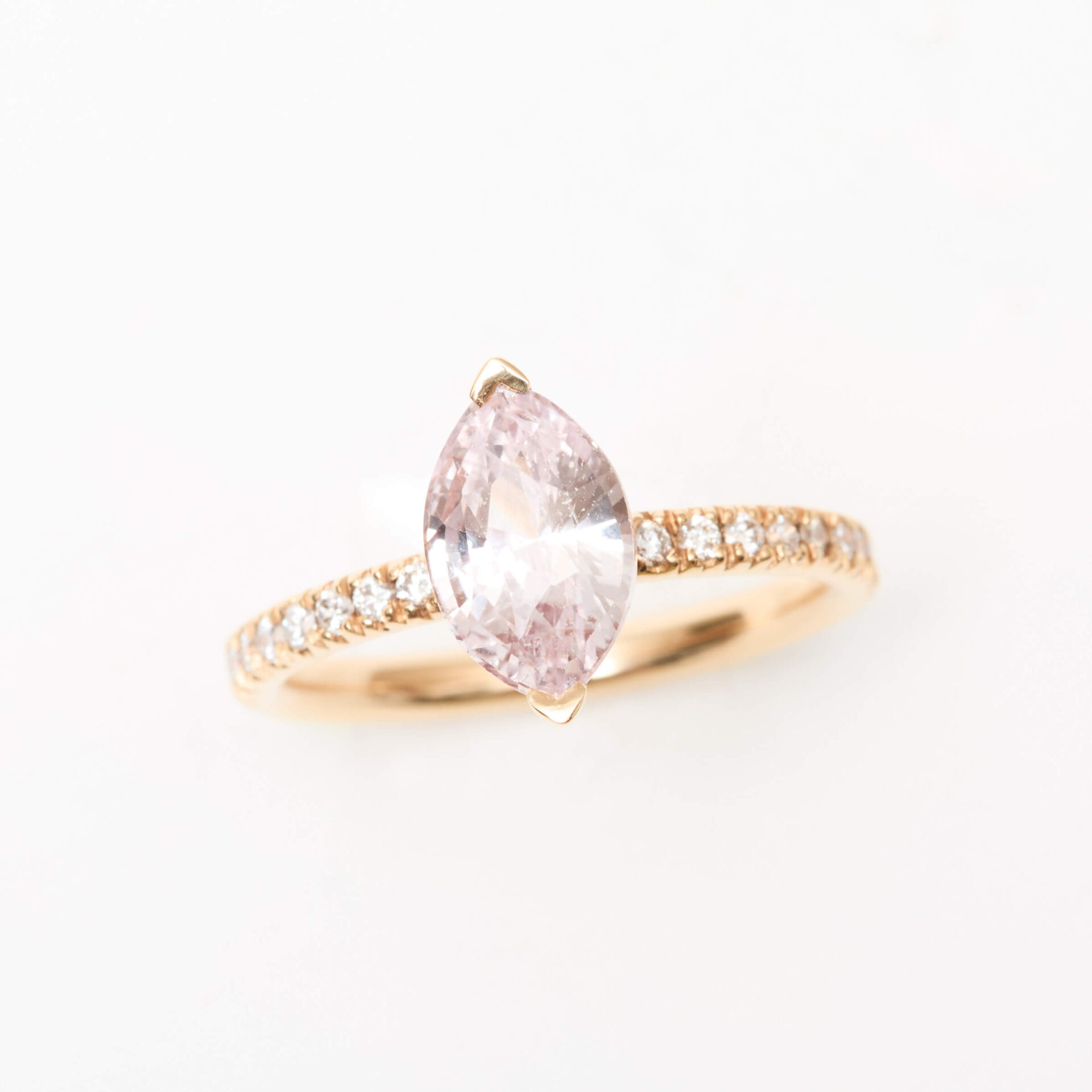 Bague Saphir Padparadscha