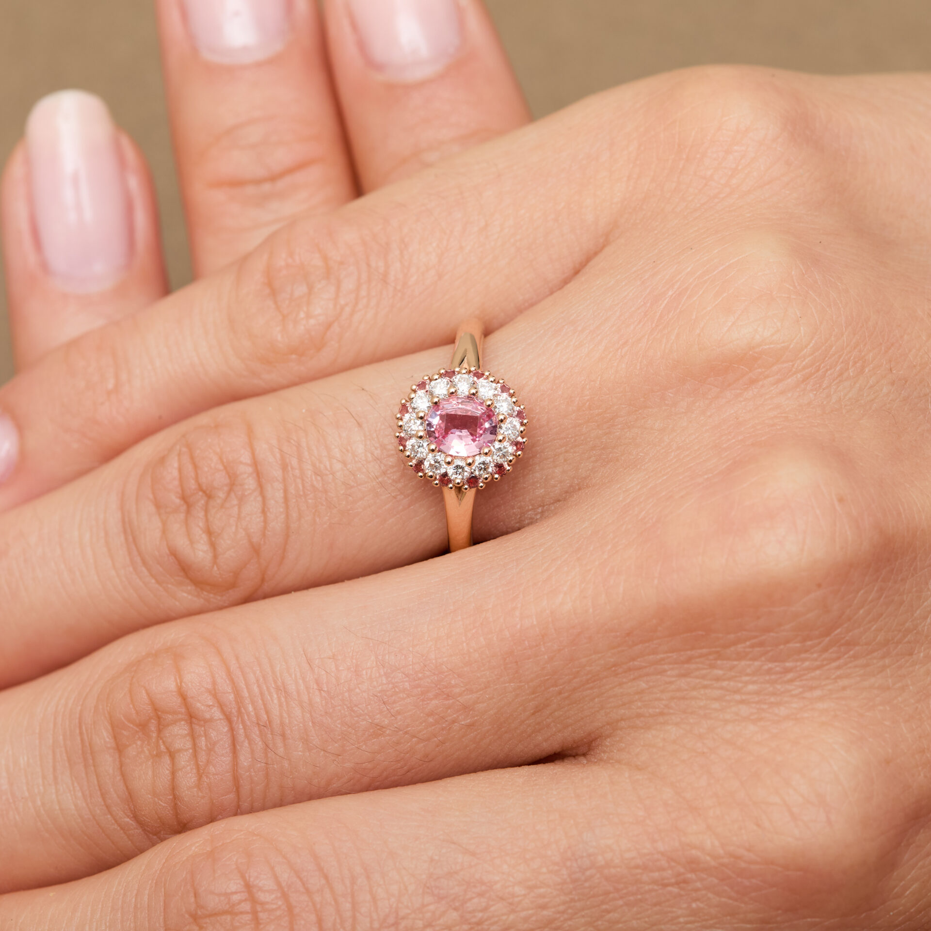 Bague Marguerite Saphir Padparadscha