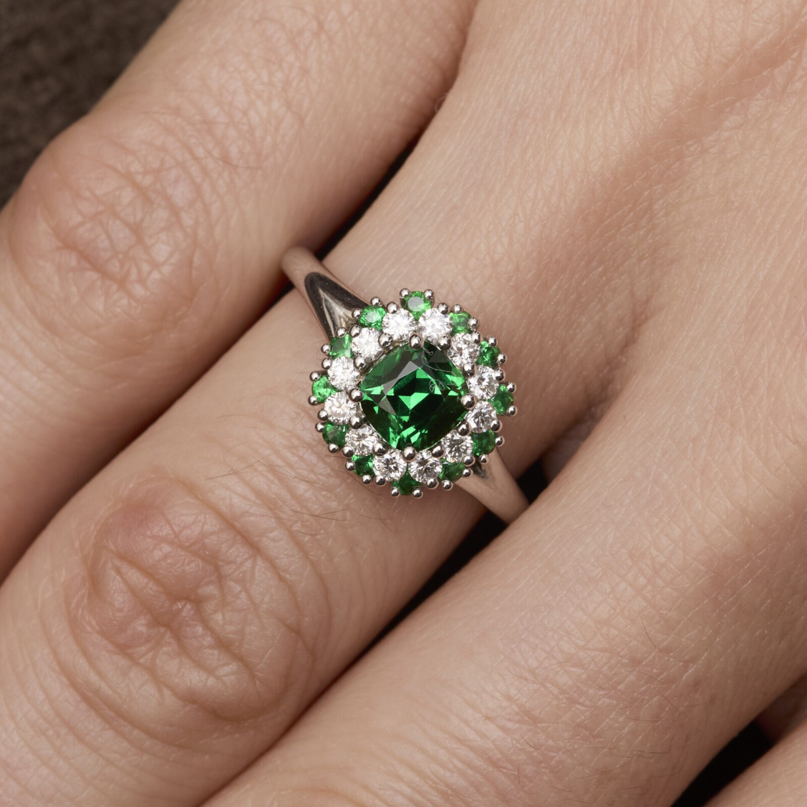 Bague Colombo - Tsavorite 1.10 carats – Image 2