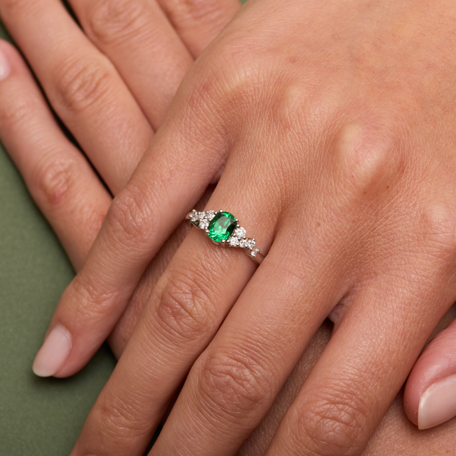 Bague Horana - Tsavorite 0.95 carats – Image 2