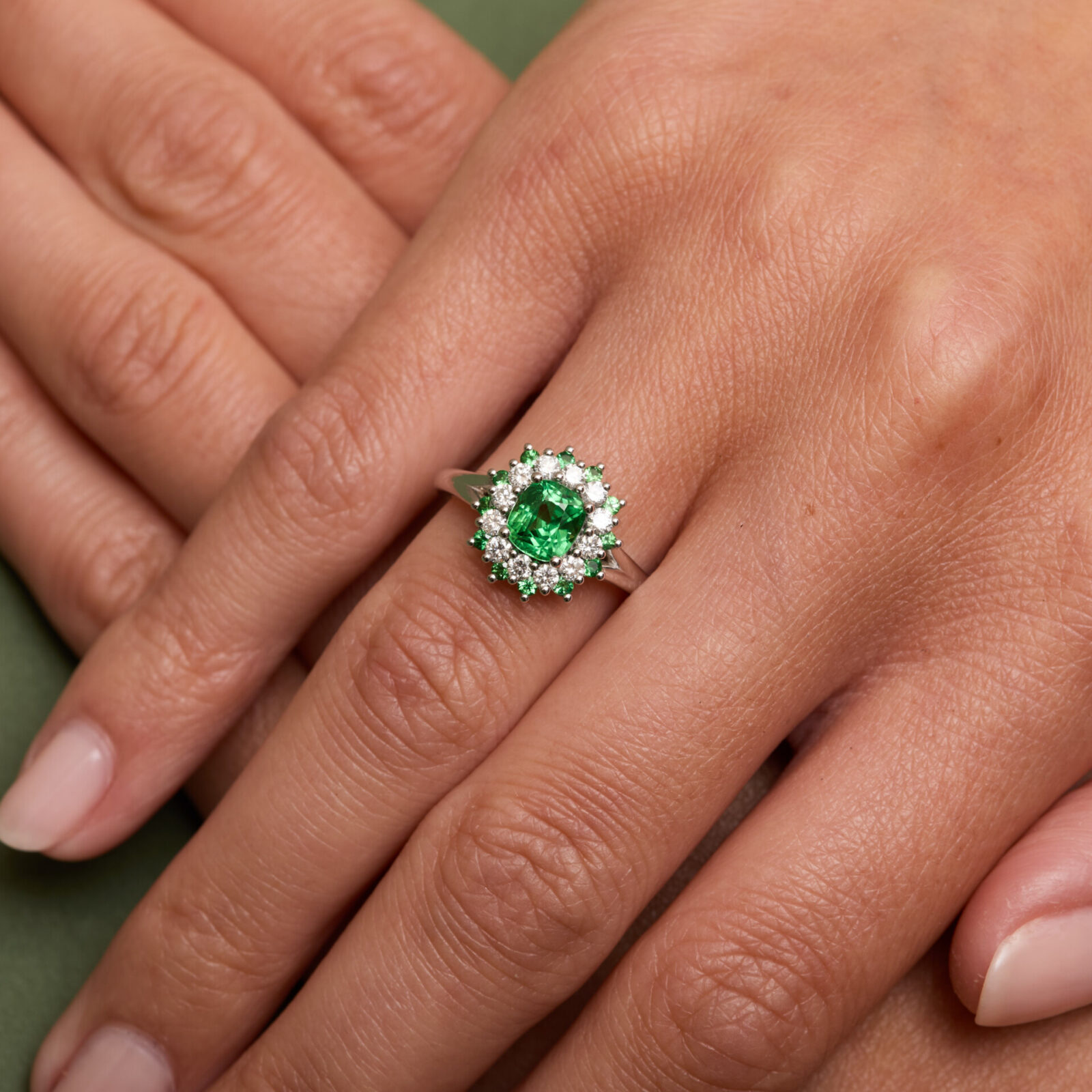 Bague Colombo - Tsavorite 1.09 carats – Image 2