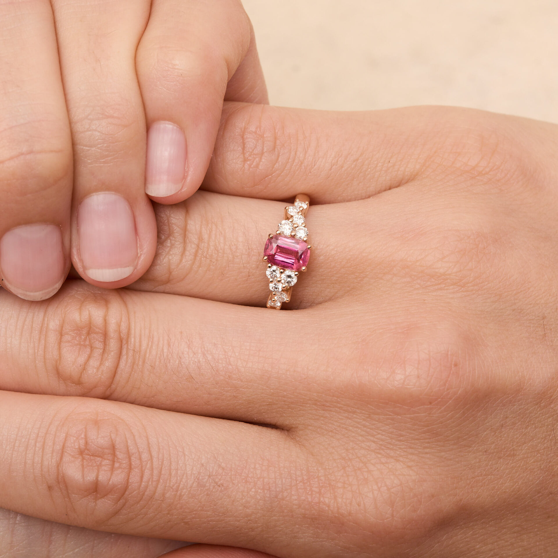 Bague Horana - Spinelle Mahenge 1.05 carats – Image 2