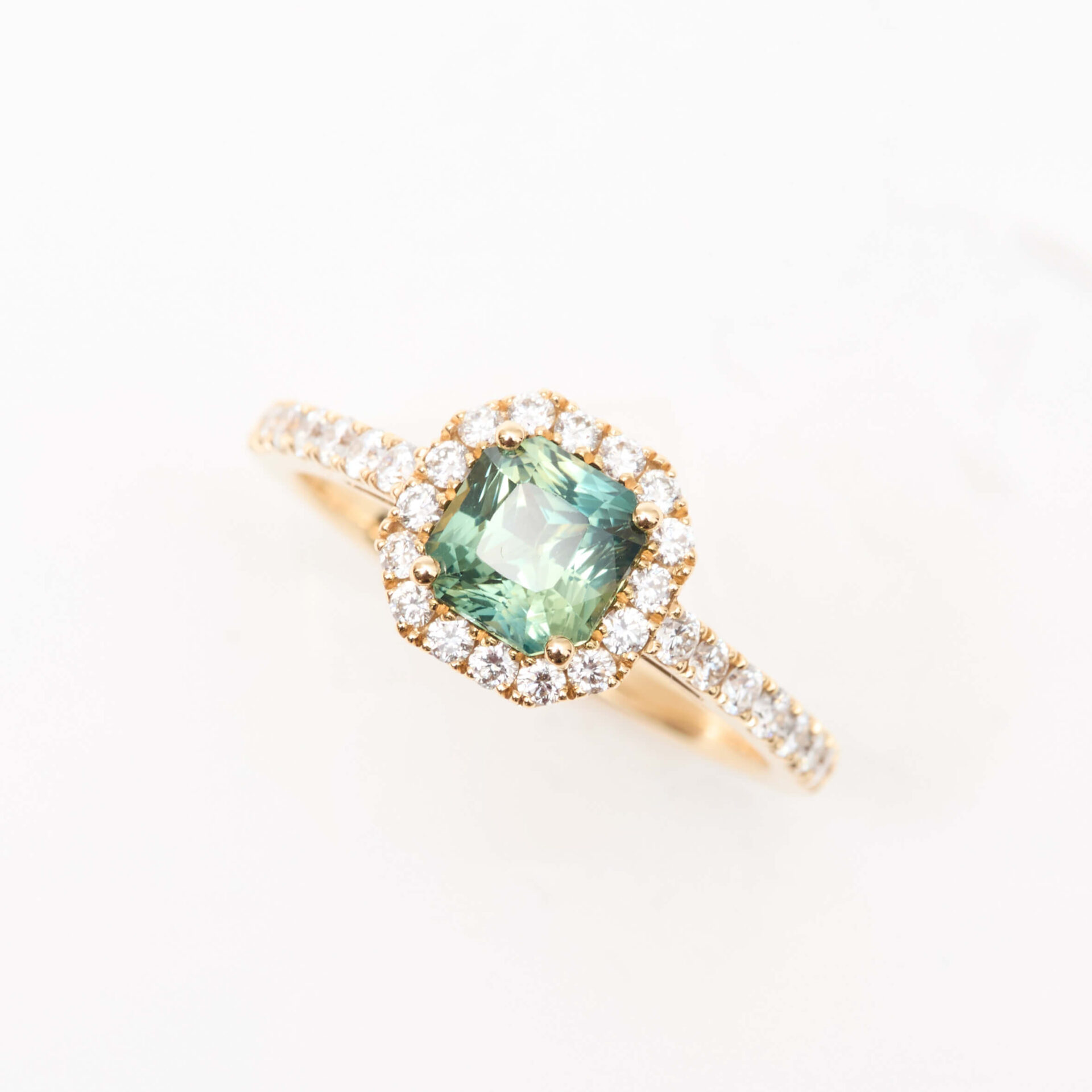 Bague Jaffna - Saphir Vert 1.12 carats