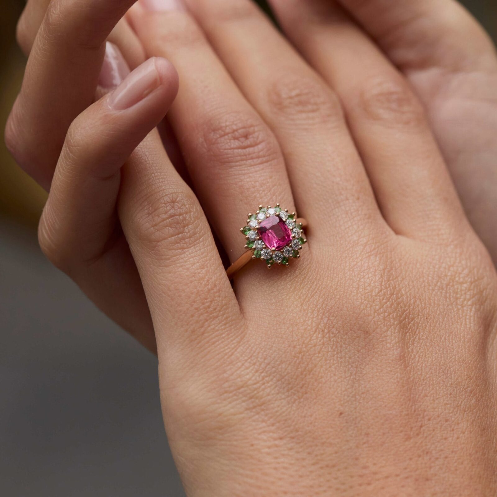 Bague Colombo - Spinelle Mahenge 0.98 carats – Image 3