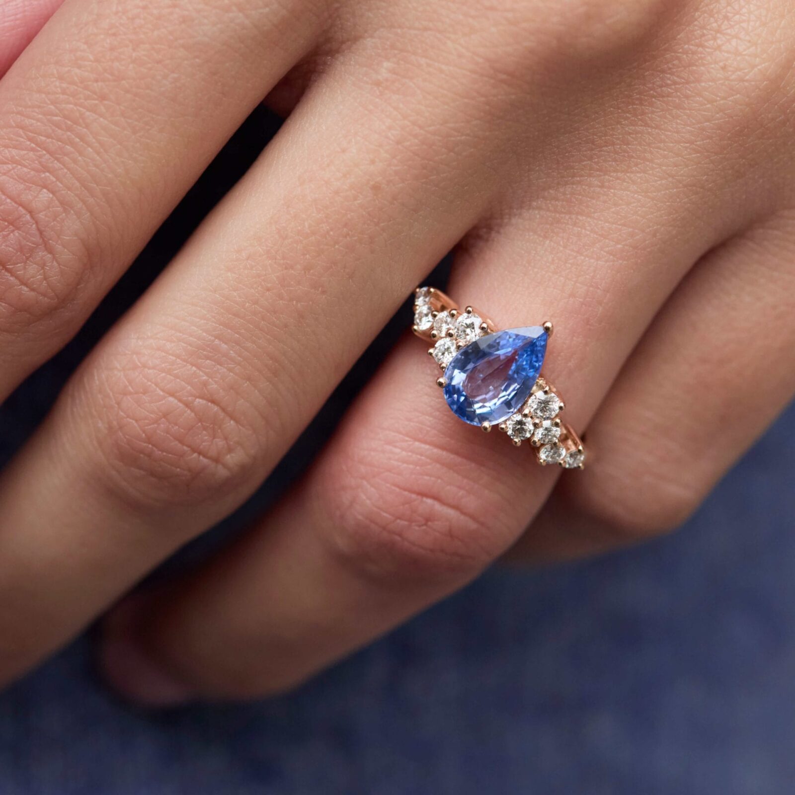 Bague Horana - Saphir Cornflower 2.01 carats – Image 2