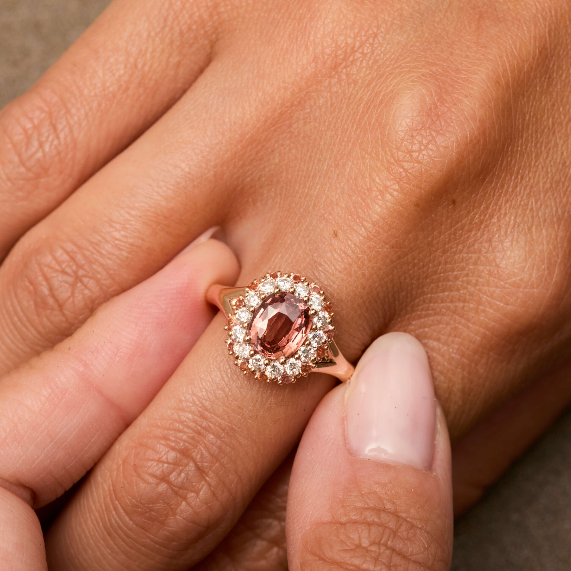 Bague Colombo - Saphir Padparadscha 1.63 carats – Image 2