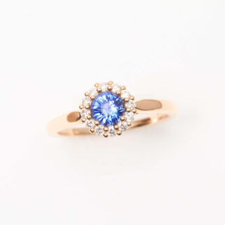 Bague Lily Matara - Saphir Vivid Blue 0.58 carats