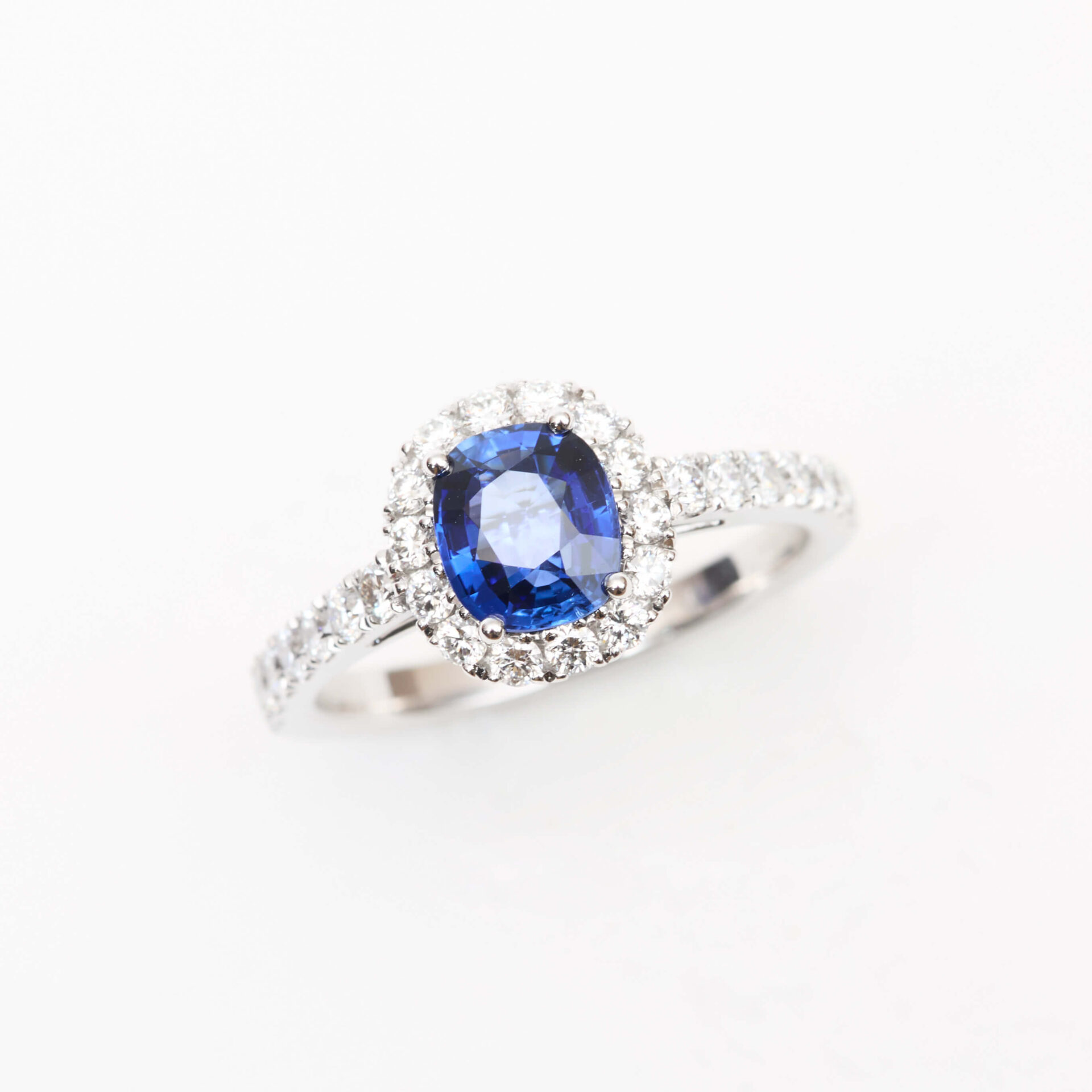 Bague Jaffna - Saphir Peacock 1.05 carats