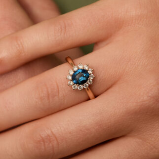 Bague Ella - Saphir Teal Indigo 1.12 carats