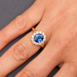Bague Ella - Saphir Peacock 2.51 carats