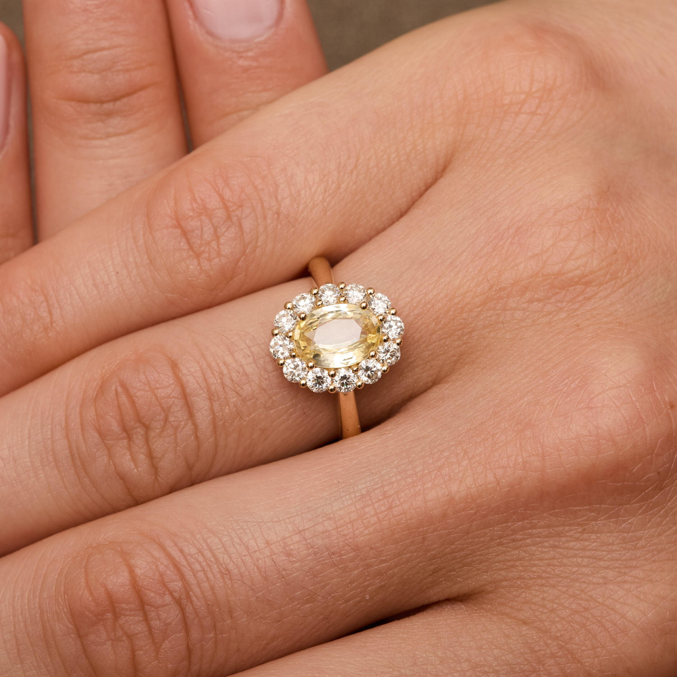 Bague Pompadour Saphir Jaune