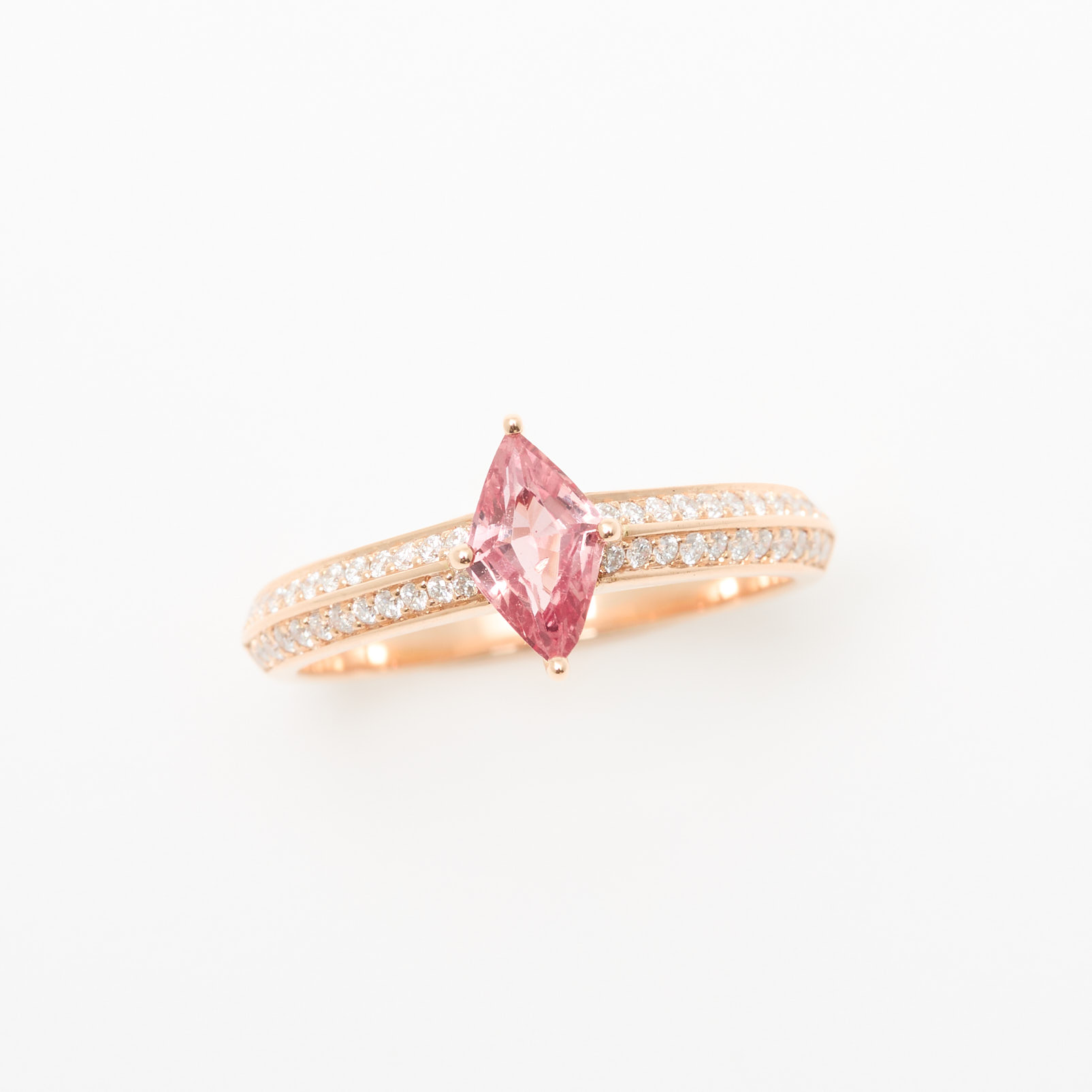 solitaire saphir padparadscha