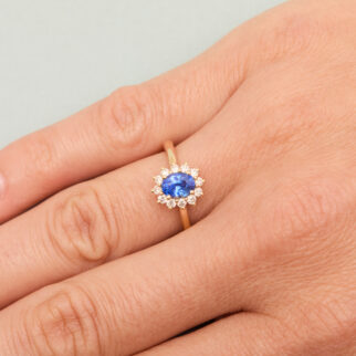 Bague Ella - Saphir Vivid Blue 1.05 carats