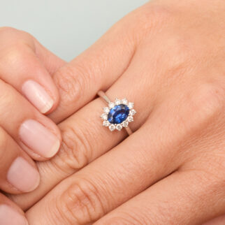 Bague Ella - Saphir Vivid Blue 1.13 carats